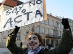 internet, multitudes, salen, a, las, calles, en, protesta, contra, el, acta